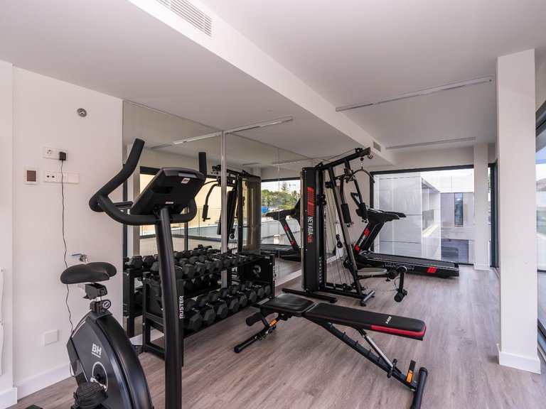 Apartment for Sale in Fuengirola, Malaga 26