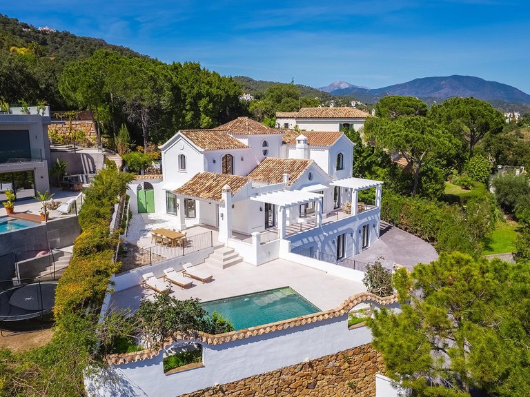Apartment for Sale in Benahavis, Malaga 60