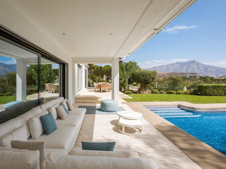 Apartment for Sale in Benahavis, Malaga 53