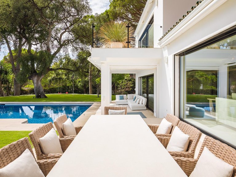 Apartment for Sale in Benahavis, Malaga 58