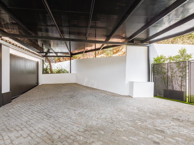 Apartment for Sale in Benahavis, Malaga 71