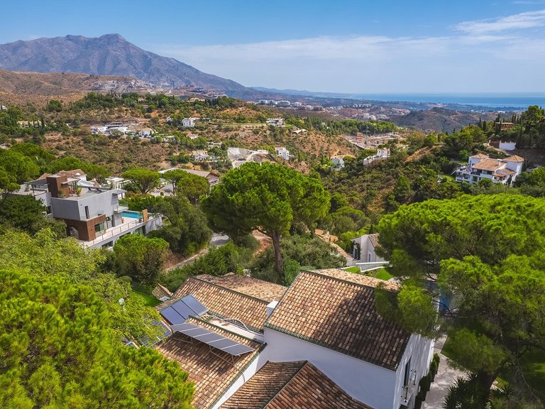 Apartment for Sale in Benahavis, Malaga 72