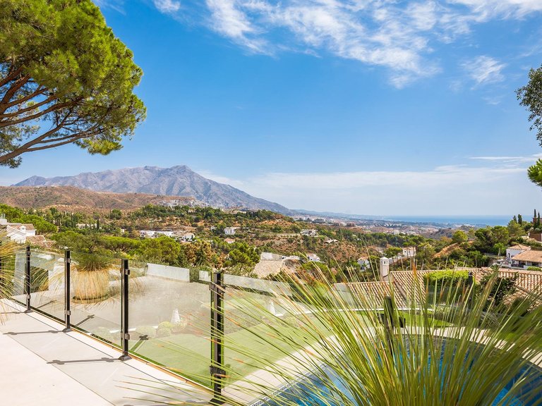 Apartment for Sale in Benahavis, Malaga 74