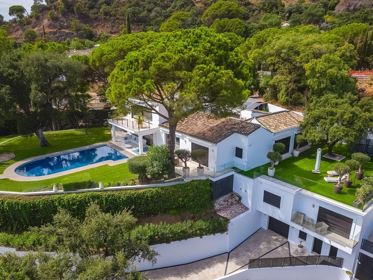 Apartment for Sale in Benahavis, Malaga 76