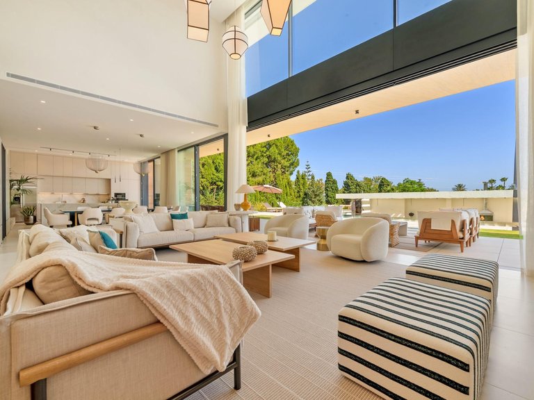 Apartment for Sale in Marbella, Malaga 13