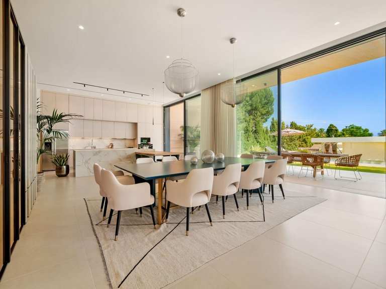 Apartment for Sale in Marbella, Malaga 7