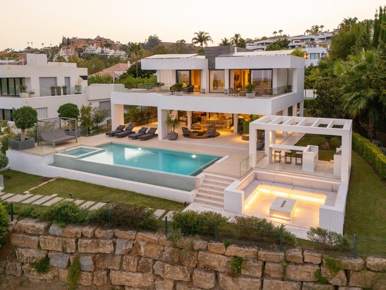 Apartment for Sale in Marbella, Malaga 58