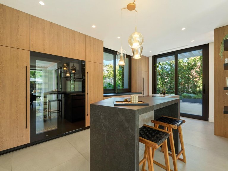 Villa for Sale in Marbella, Malaga 10