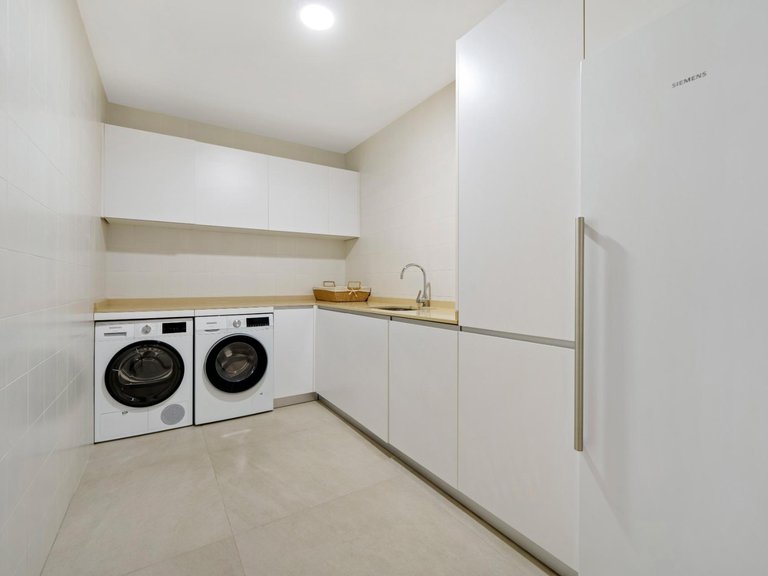 Villa for Sale in Marbella, Malaga 22