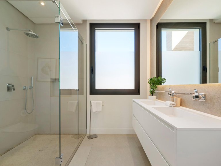 Villa for Sale in Marbella, Malaga 29