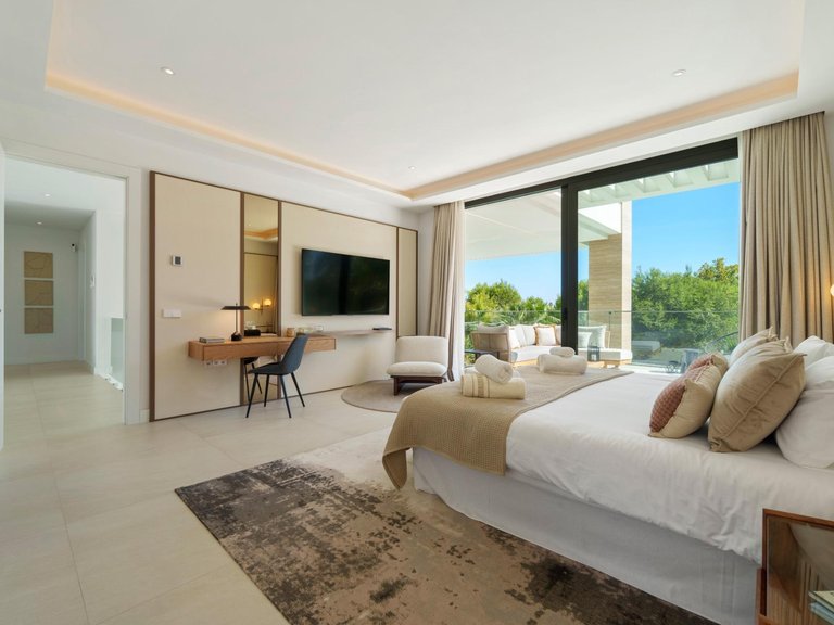 Villa for Sale in Marbella, Malaga 36