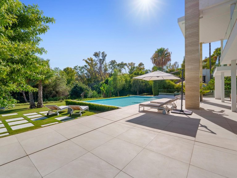 Villa for Sale in Marbella, Malaga 42