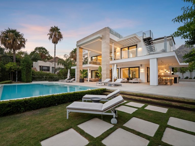 Apartment for Sale in Marbella, Malaga 55