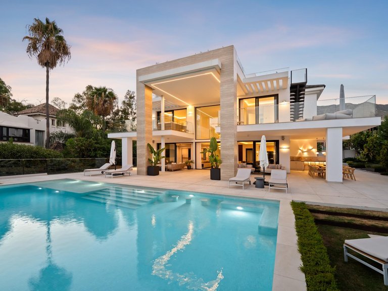 Apartment for Sale in Marbella, Malaga 56