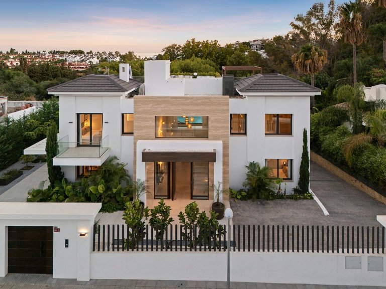 Apartment for Sale in Marbella, Malaga 60