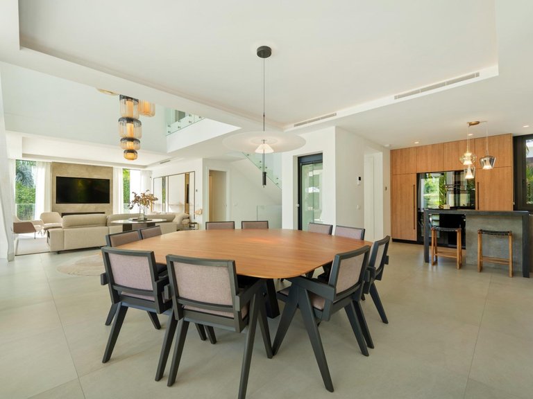 Villa for Sale in Marbella, Malaga 7