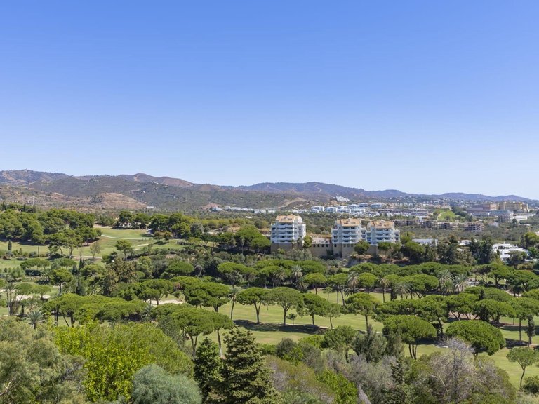 Apartment for Sale in Marbella, Malaga 17