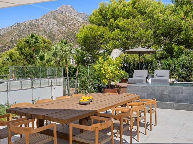 Town House for Sale in Marbella, Malaga 19