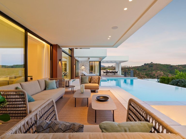 Apartment for Sale in Benahavis, Malaga 55