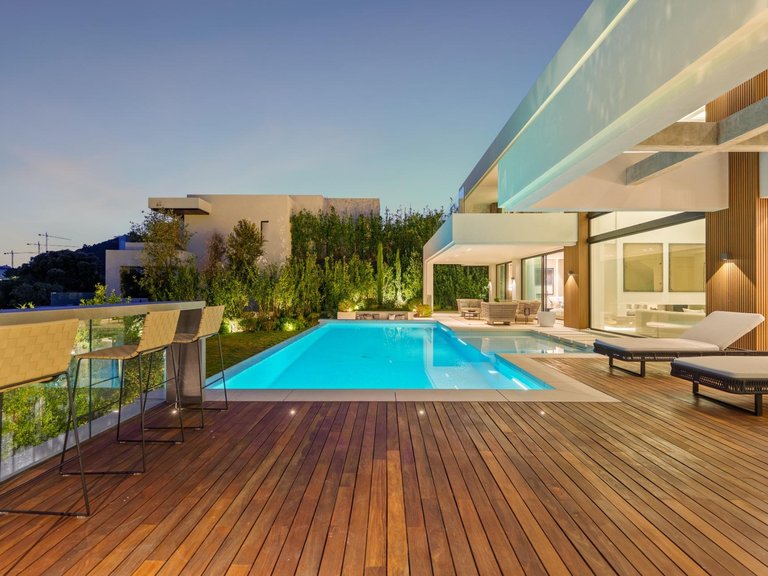 Apartment for Sale in Benahavis, Malaga 57