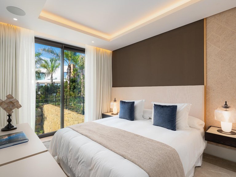 Villa for Sale in Marbella, Malaga 24