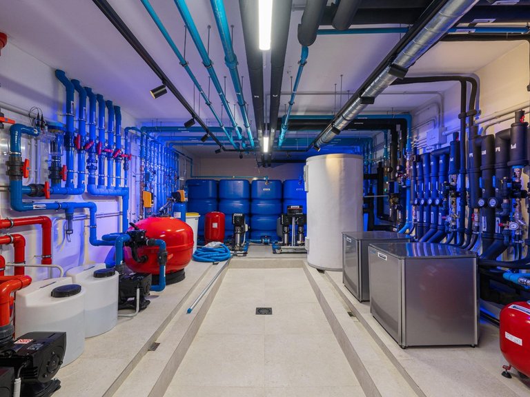 Villa for Sale in Marbella, Malaga 31