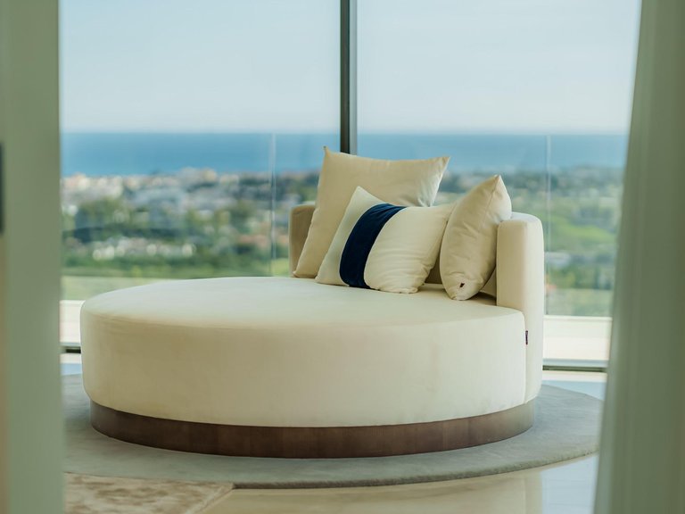 Villa for Sale in Benahavis, Malaga 16