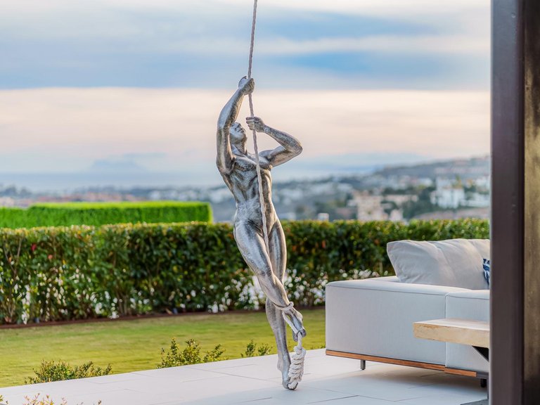 Villa for Sale in Benahavis, Malaga 24