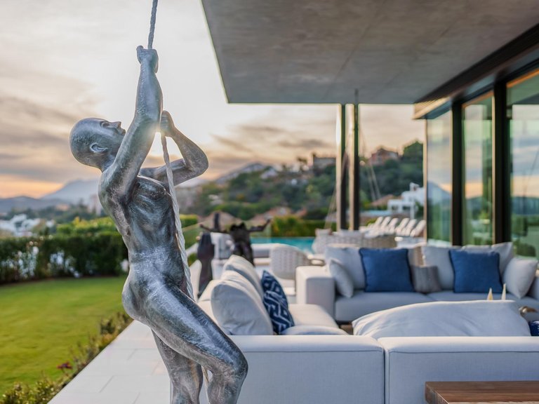 Villa for Sale in Benahavis, Malaga 25