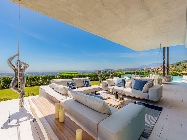 Villa for Sale in Benahavis, Malaga 38