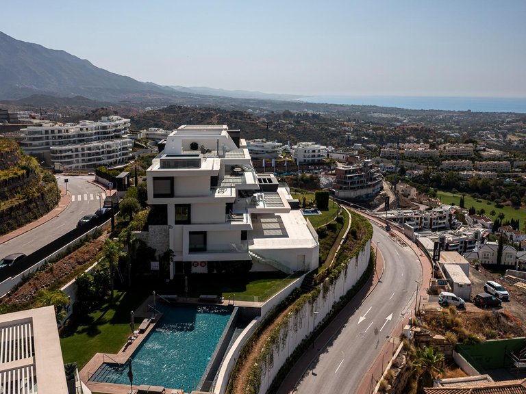 Apartment for Sale in Benahavis, Malaga 1