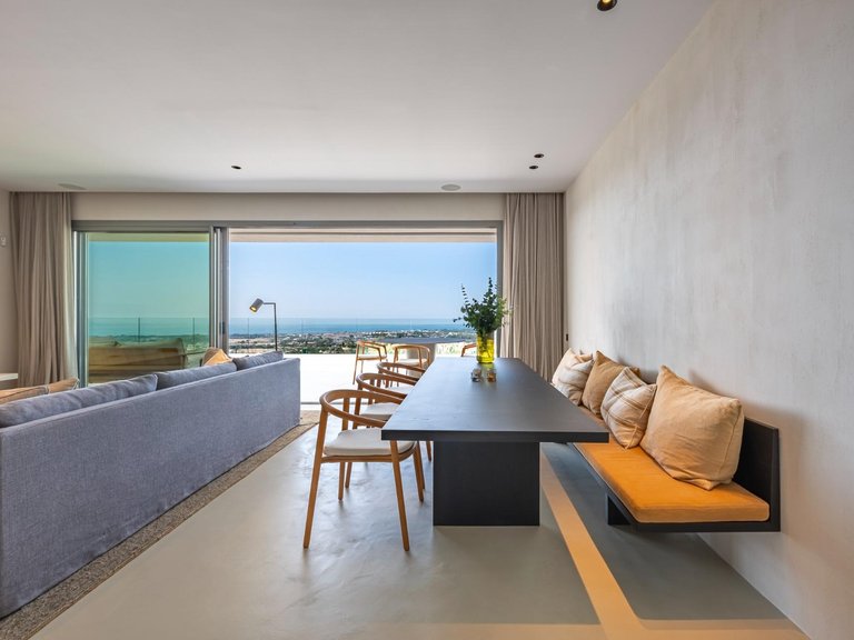 Apartment for Sale in Benahavis, Malaga 11