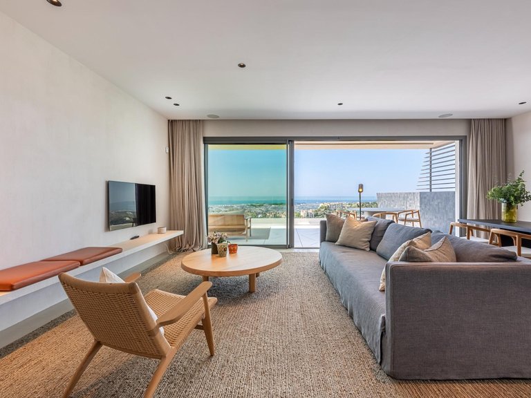 Apartment for Sale in Benahavis, Malaga 15