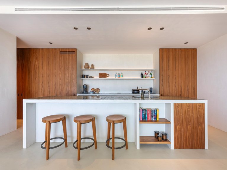 Apartment for Sale in Benahavis, Malaga 18