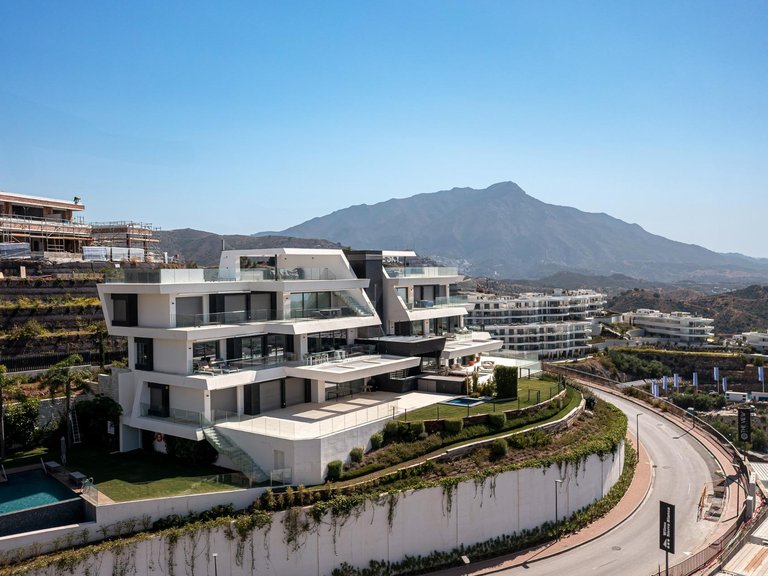 Apartment for Sale in Benahavis, Malaga 22