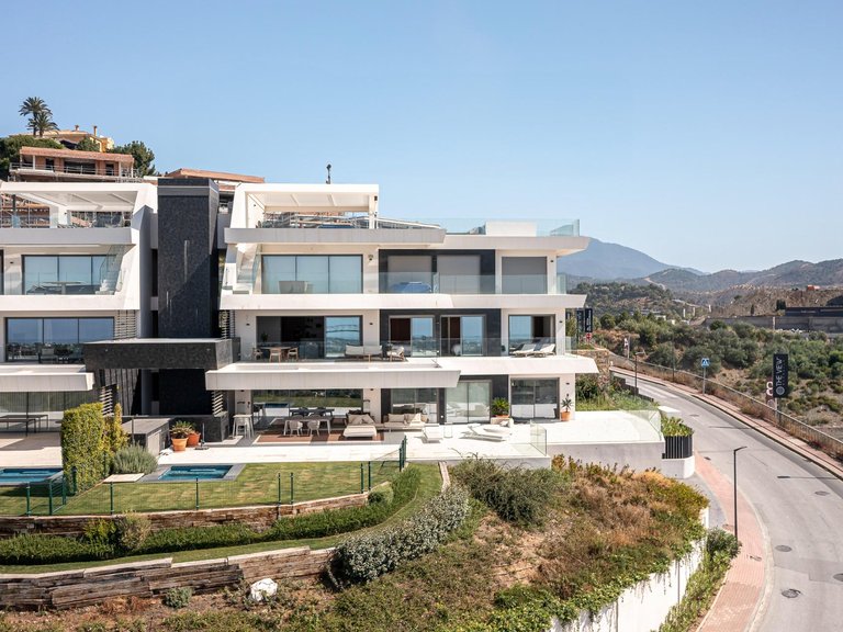 Apartment for Sale in Benahavis, Malaga 3
