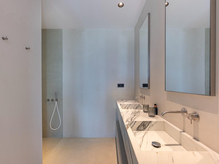 Apartment for Sale in Benahavis, Malaga 30