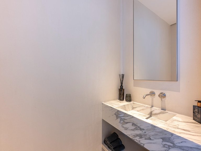 Apartment for Sale in Benahavis, Malaga 34