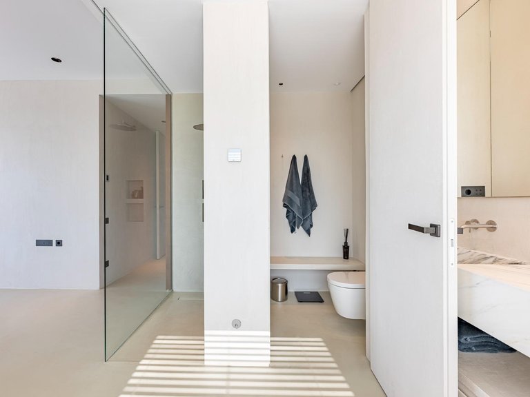 Apartment for Sale in Benahavis, Malaga 39