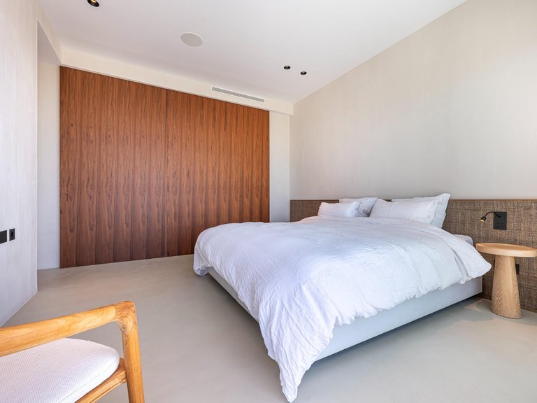 Apartment for Sale in Benahavis, Malaga 43