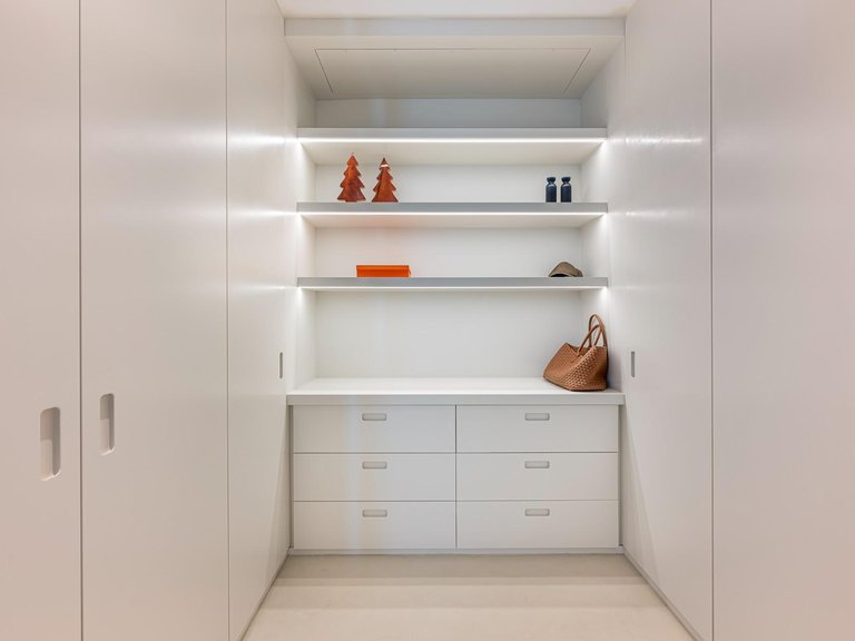 Apartment for Sale in Benahavis, Malaga 46