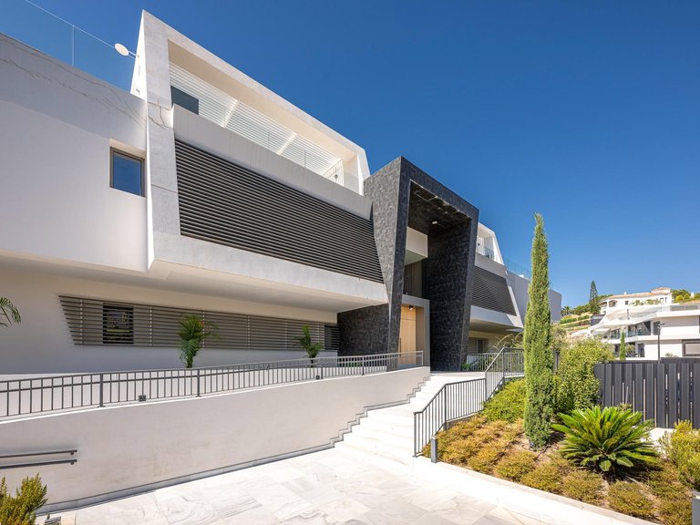 Apartment for Sale in Benahavis, Malaga 62