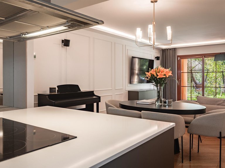 Apartment for Sale in Benahavis, Malaga 8