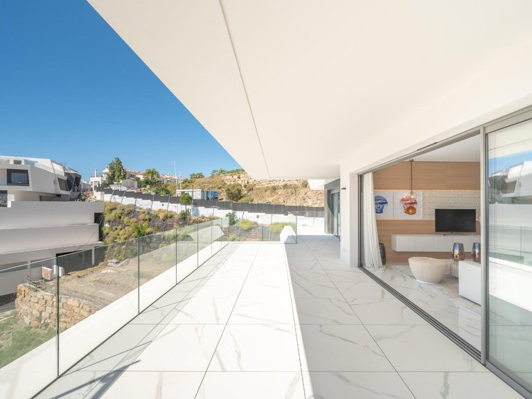 Apartment for Sale in Benahavis, Malaga 18