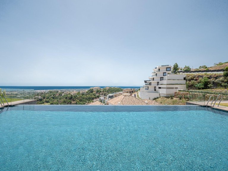 Apartment for Sale in Benahavis, Malaga 2