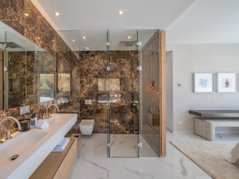 Apartment for Sale in Benahavis, Malaga 26