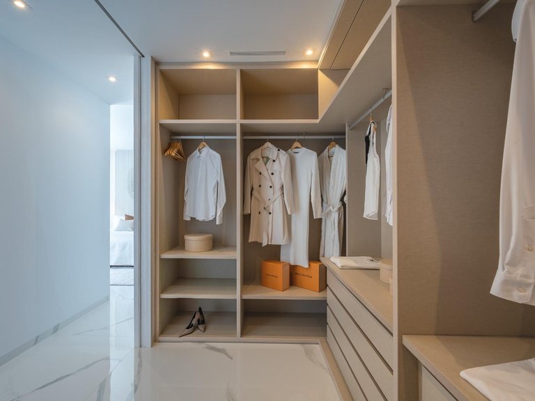 Apartment for Sale in Benahavis, Malaga 34