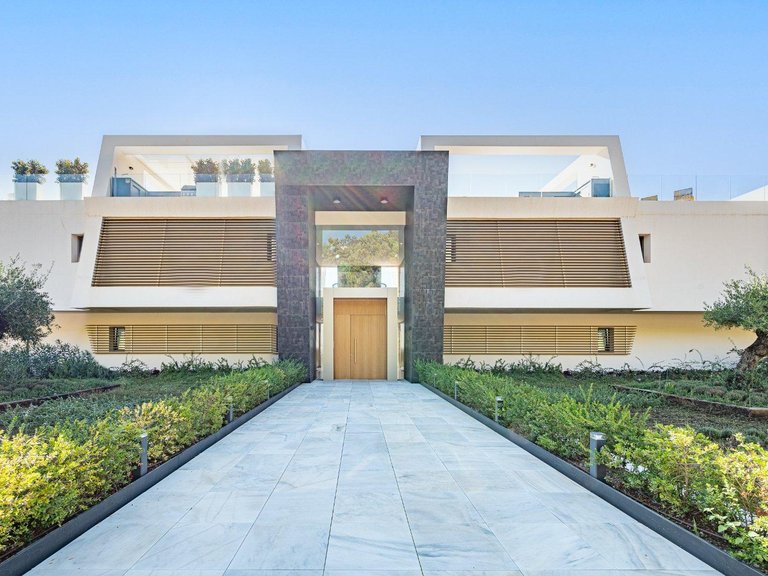 Apartment for Sale in Benahavis, Malaga 45