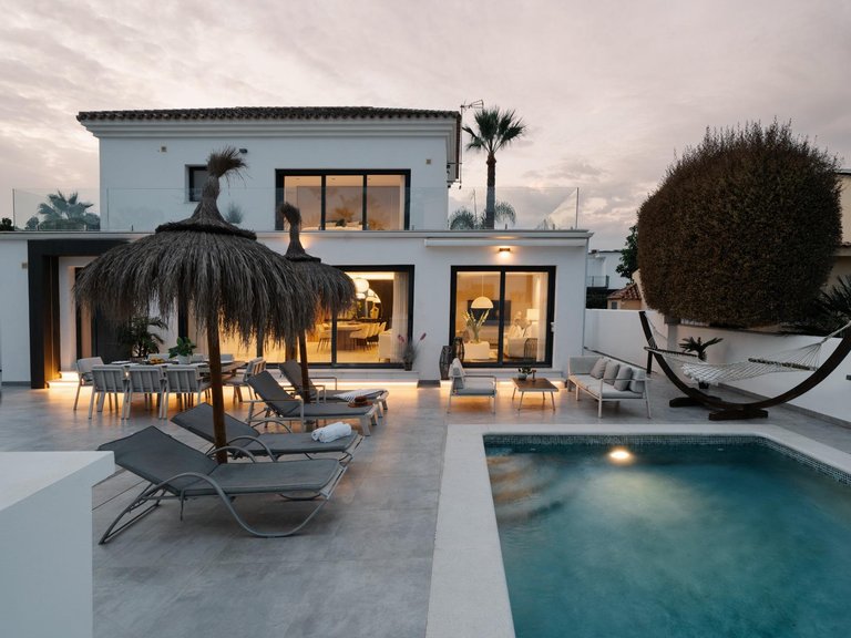 Apartment for Sale in Marbella, Malaga 92