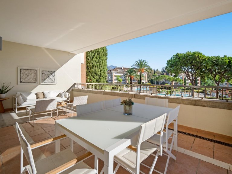 Town House for Sale in Marbella, Malaga 12